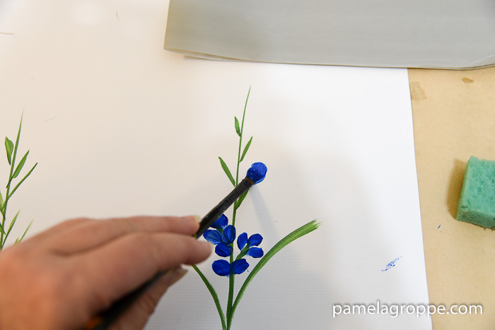 Paint Texas Bluebonnets, an easy painting tutorial for these fabulous flowers of Spring. Easy enough for beginners.