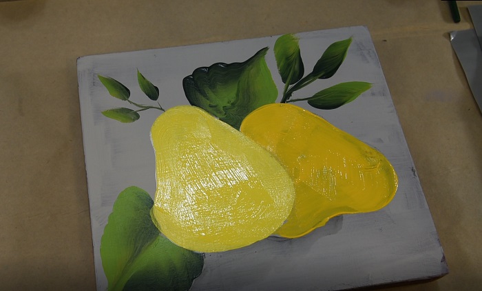 Painting pears base coat in yellows