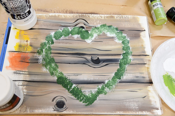 Add Thicket, dark green, to the heart wreath