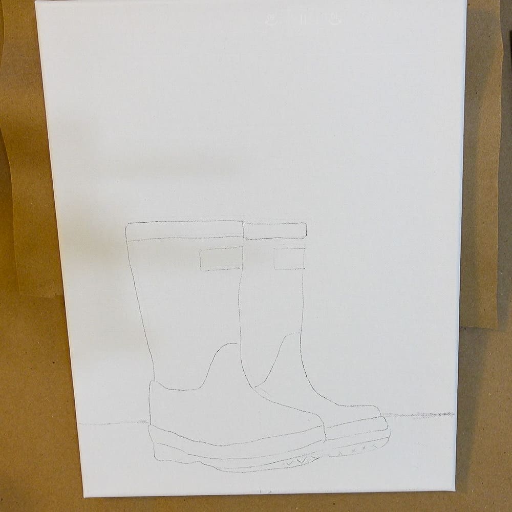 Draw or transfer outline of boots